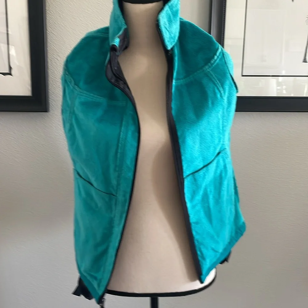 ♥️Free Country♥️ Black and Teal Checkered Jacket Size (Small)